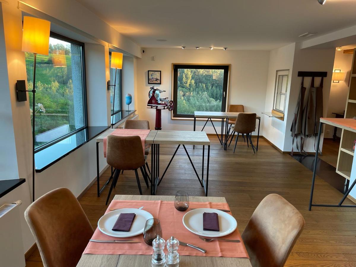 Chambres D'Hotes Les Grisons Houyet Exteriör bild