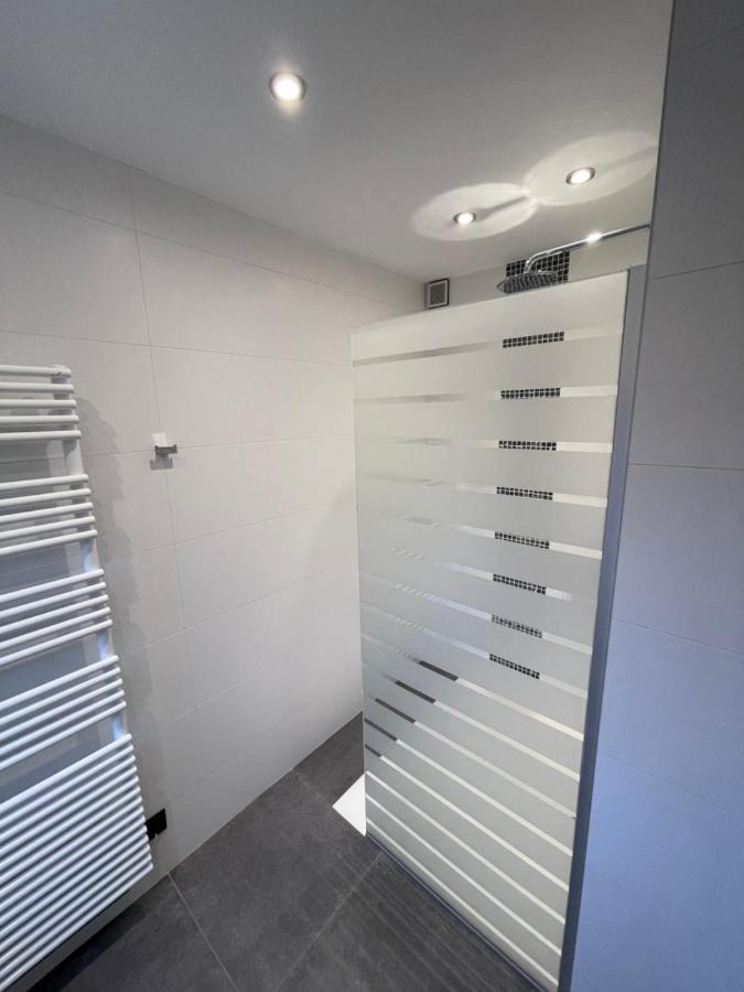 Chambres D'Hotes Les Grisons Houyet Exteriör bild