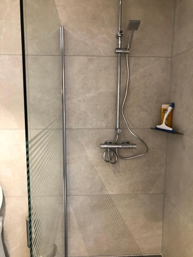 Chambres D'Hotes Les Grisons Houyet Exteriör bild